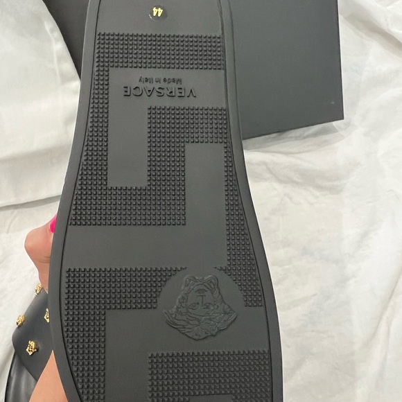 Versace mens slides - Picture 15 of 16